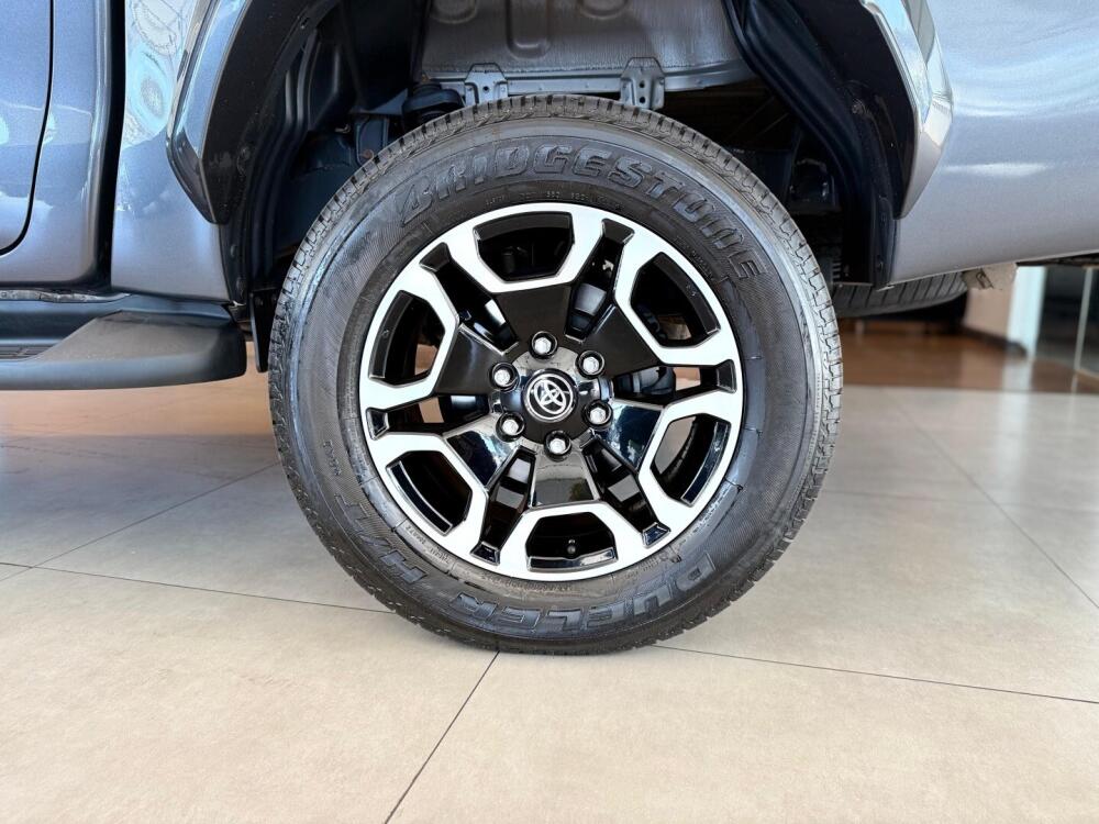 Toyota Hilux CD