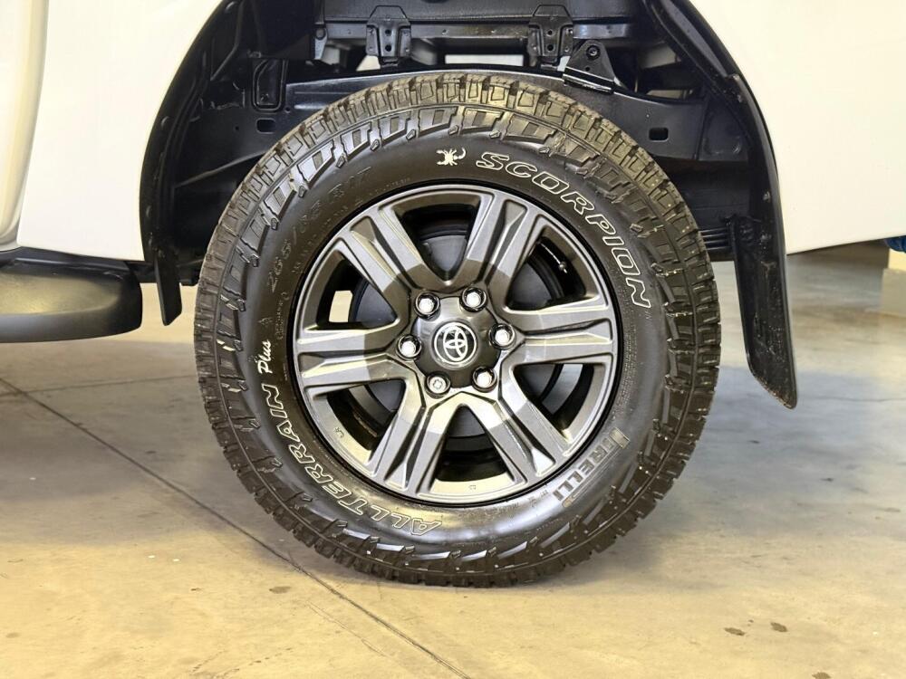 Toyota Hilux CD