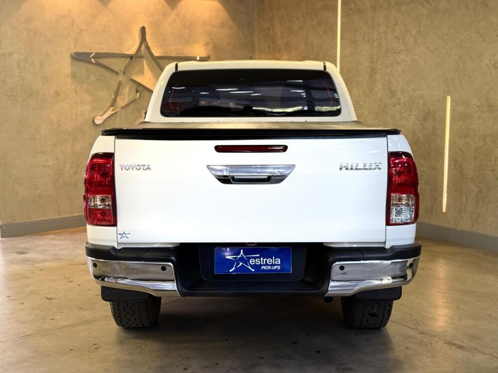 Toyota Hilux CD