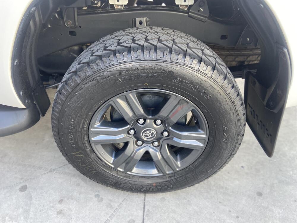 Toyota Hilux CD