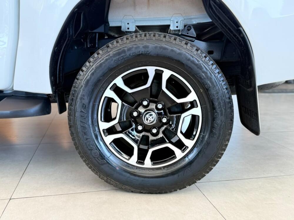 Toyota Hilux CD
