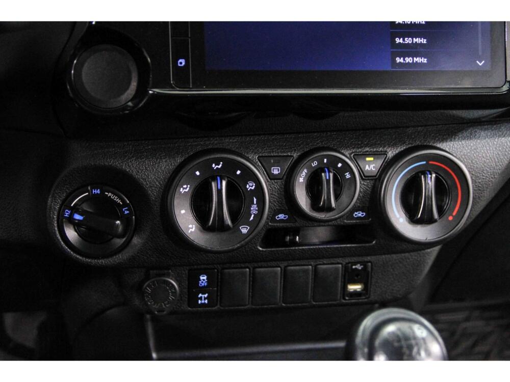 Toyota Hilux CD