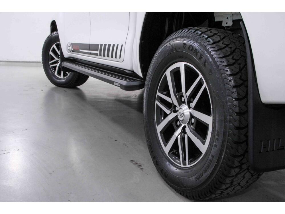 Toyota Hilux CD