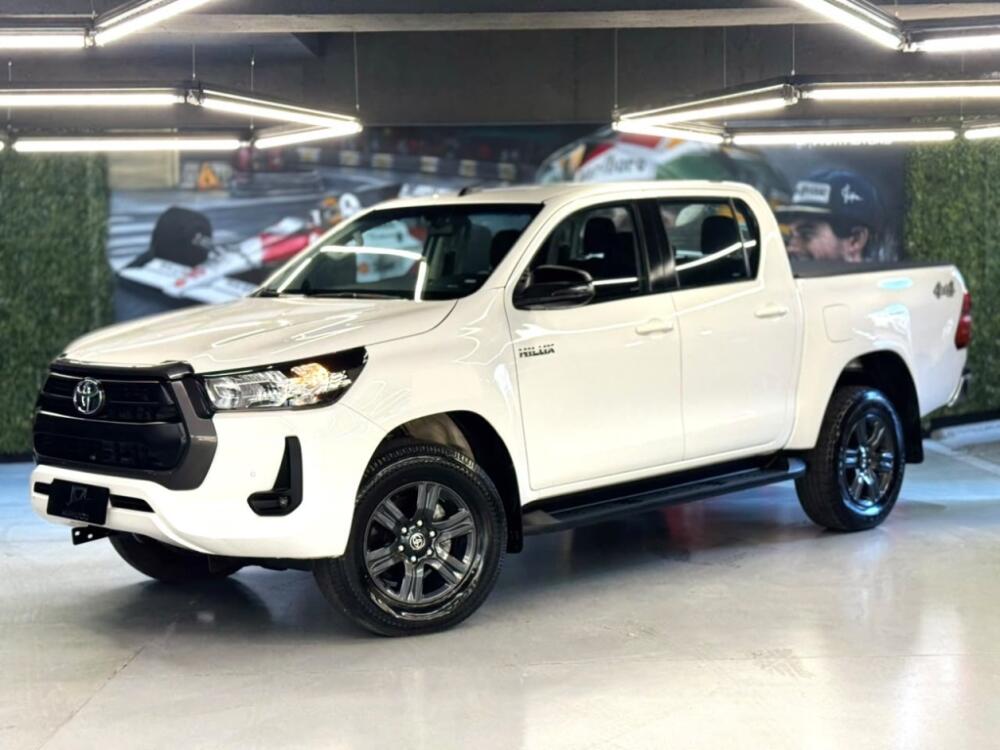 Toyota Hilux CD