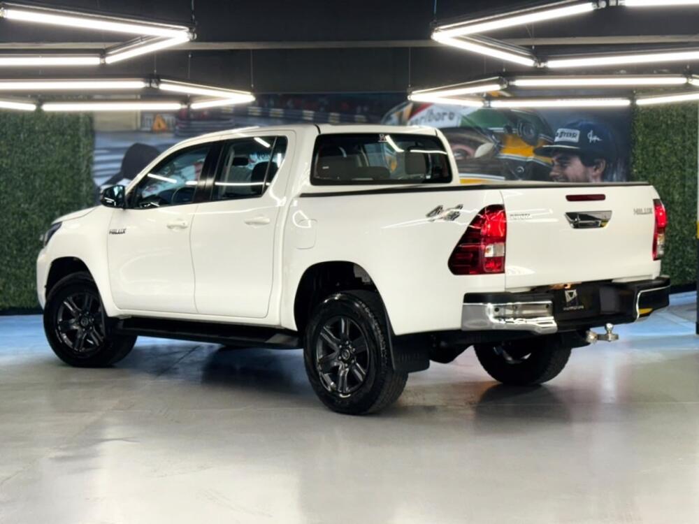 Toyota Hilux CD