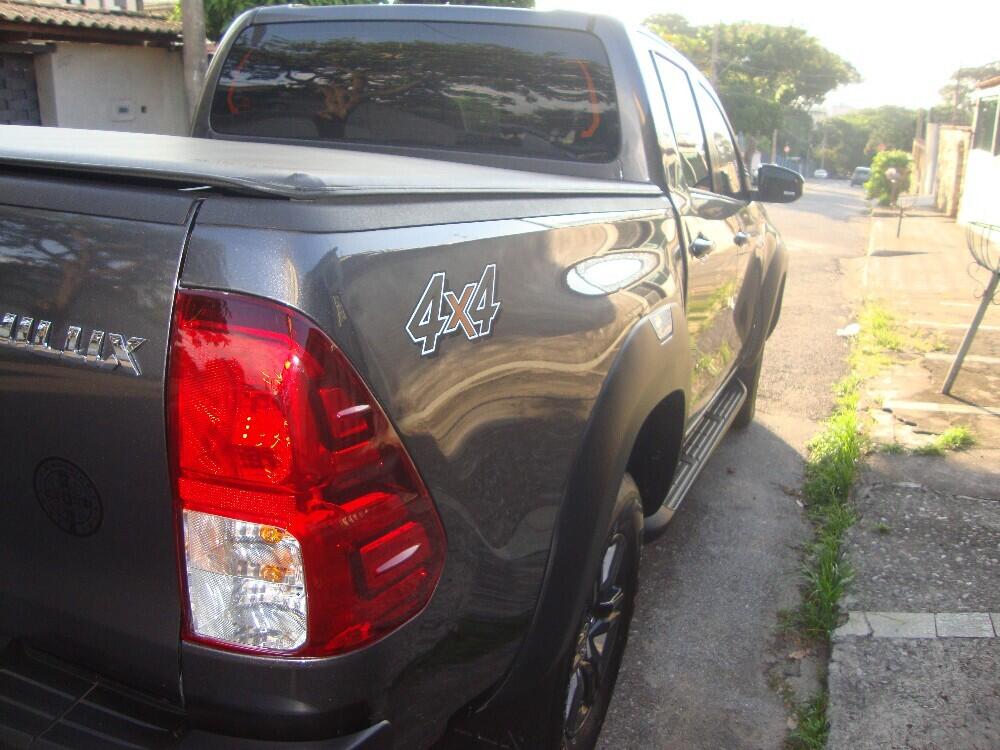 Toyota Hilux CD