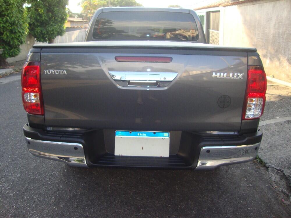 Toyota Hilux CD