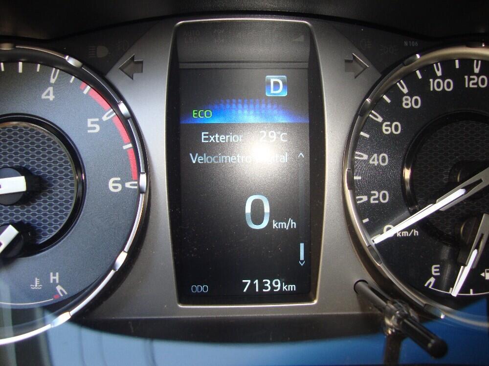 Toyota Hilux CD