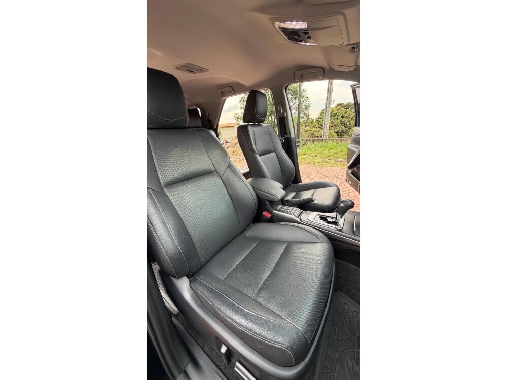 Toyota Hilux CD