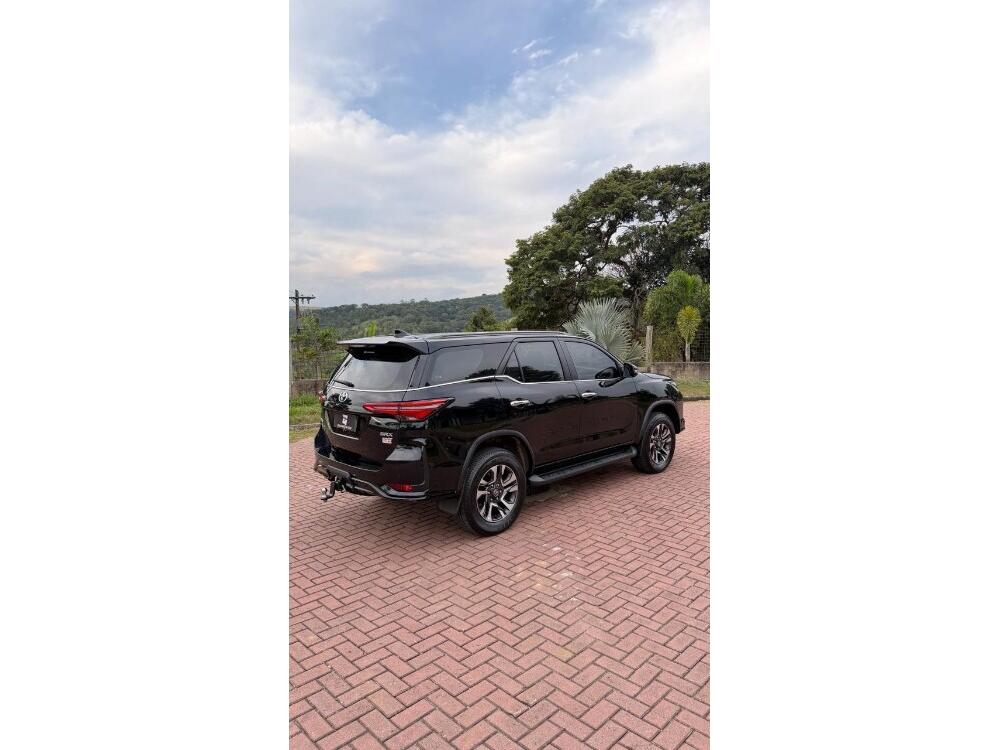 Toyota Hilux CD