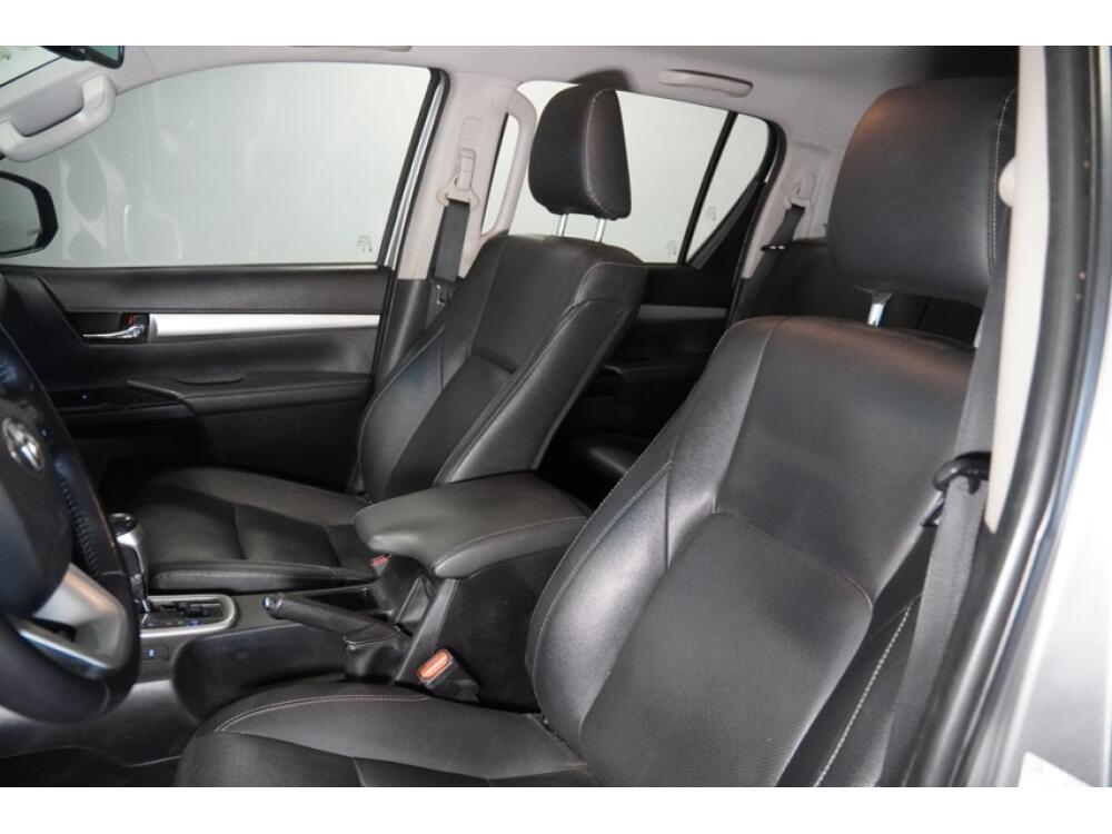 Toyota Hilux CD