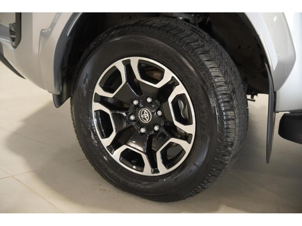 Toyota Hilux CD