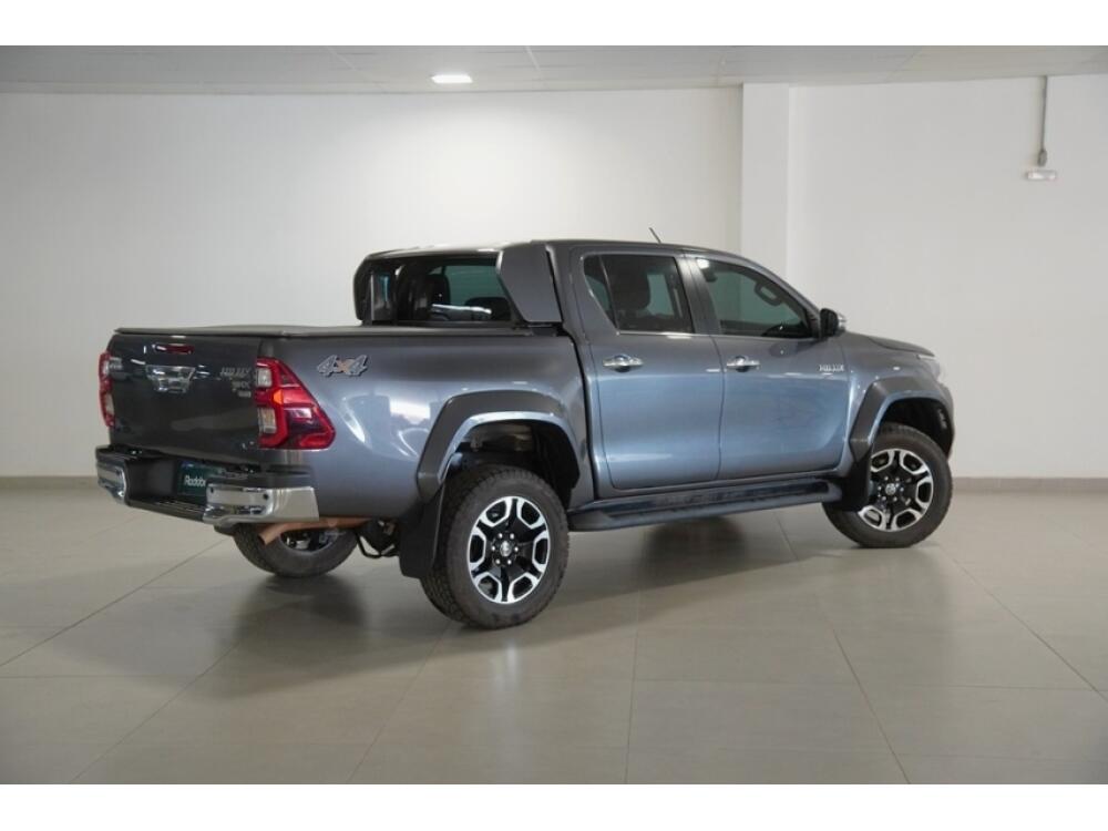 Toyota Hilux CD