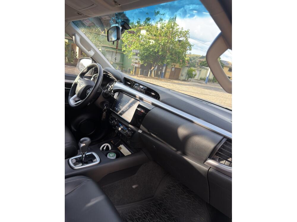 Toyota Hilux CD