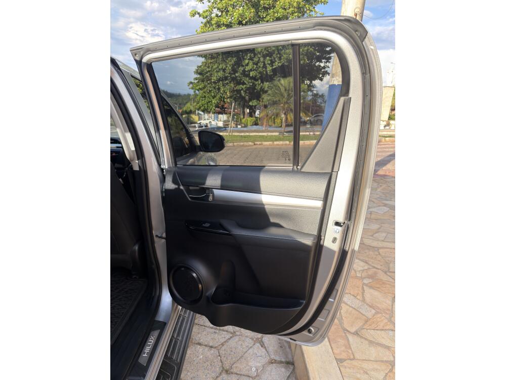 Toyota Hilux CD