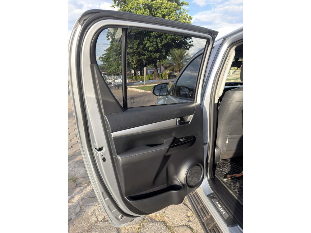Toyota Hilux CD
