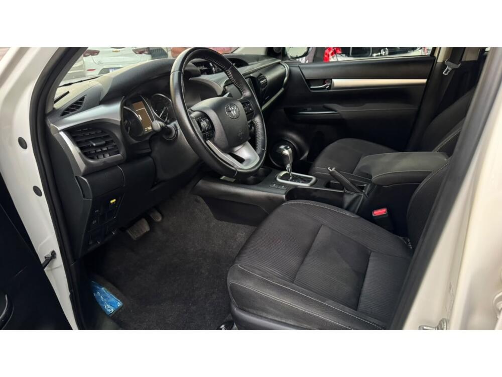 Toyota Hilux CD
