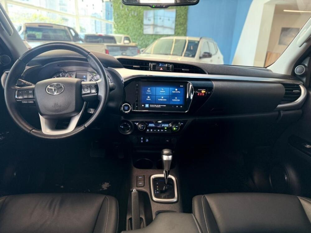 Toyota Hilux CD