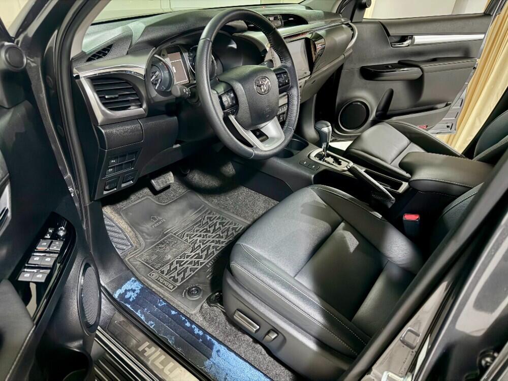 Toyota Hilux CD