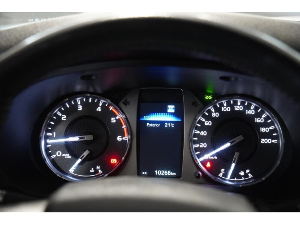 Toyota Hilux CD