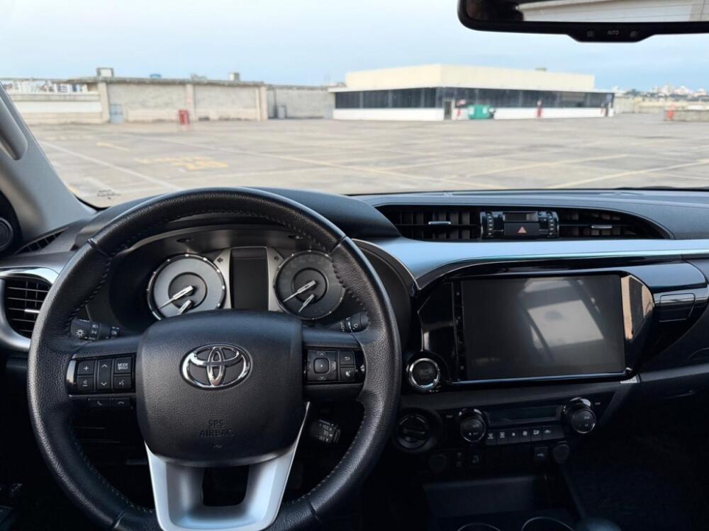 Toyota Hilux CD