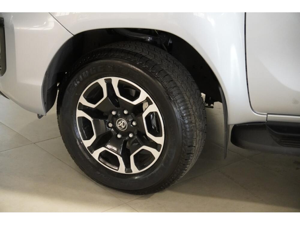 Toyota Hilux CD