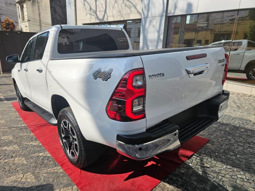 Toyota Hilux CD
