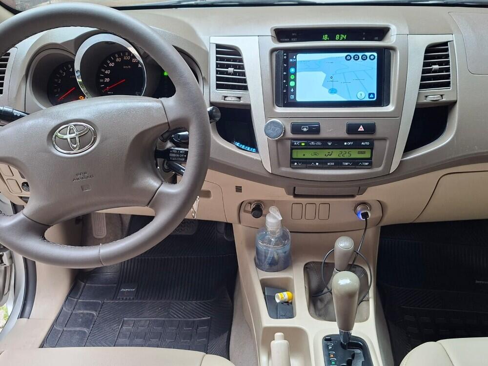 Toyota Hilux SW4