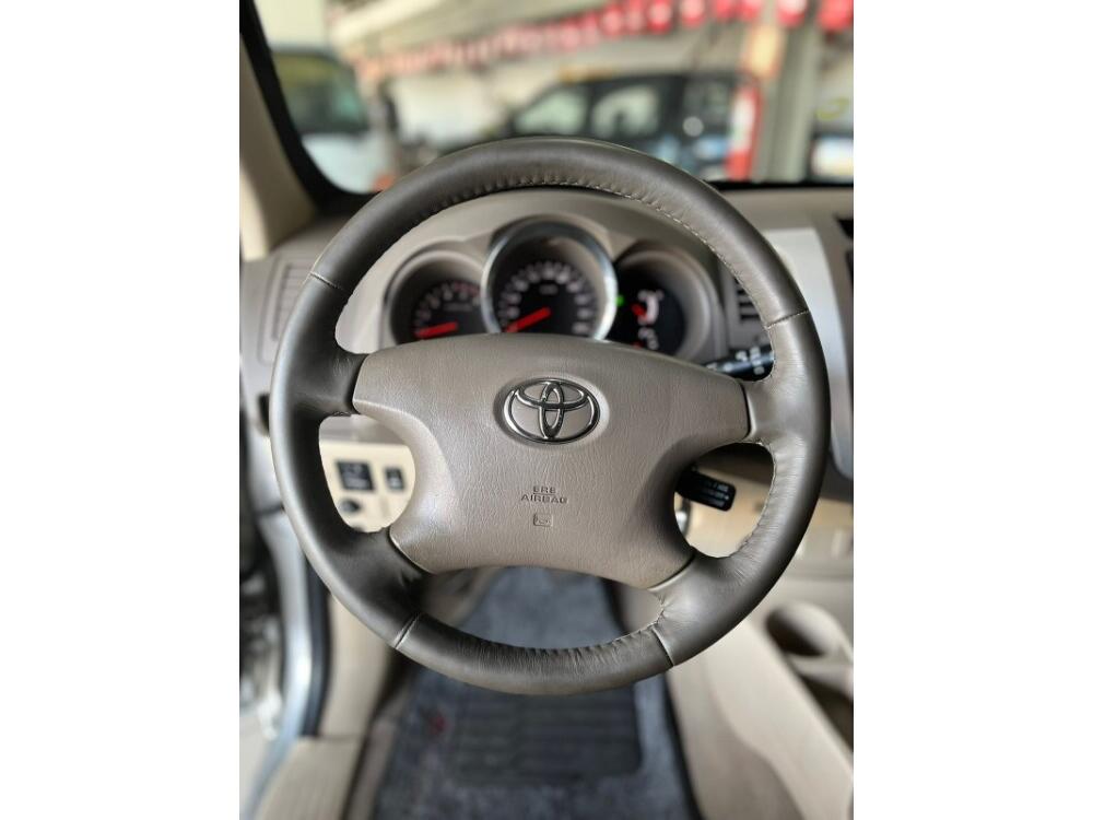 Toyota Hilux SW4