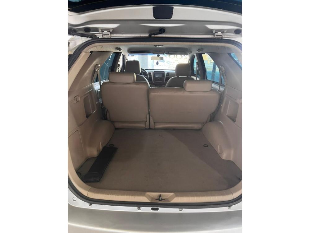 Toyota Hilux SW4