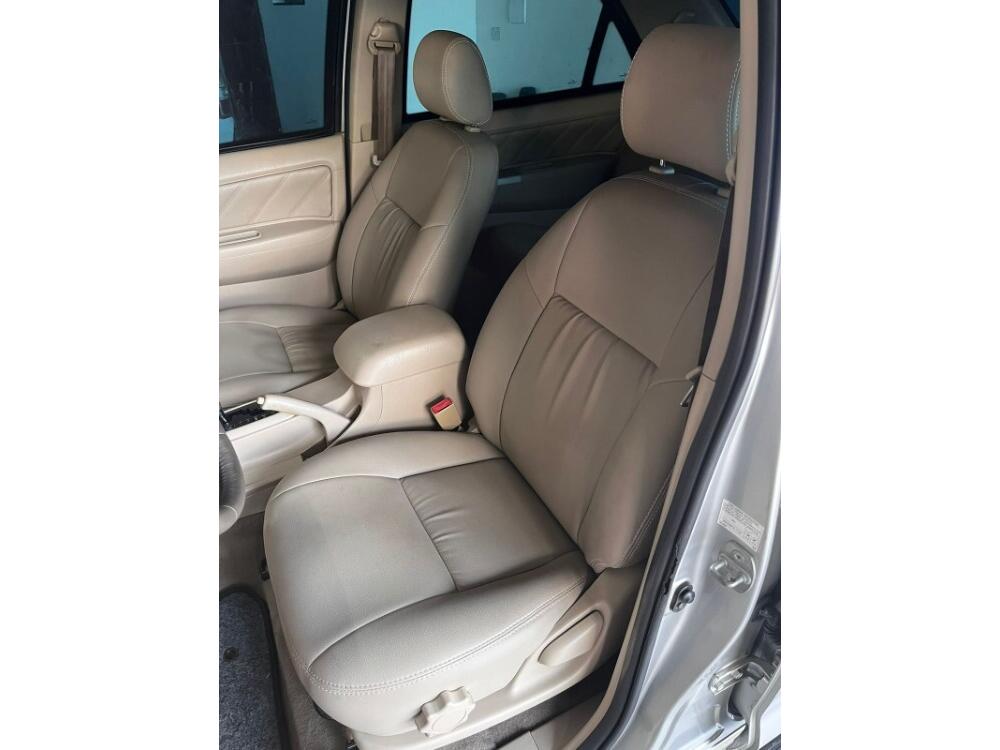 Toyota Hilux SW4