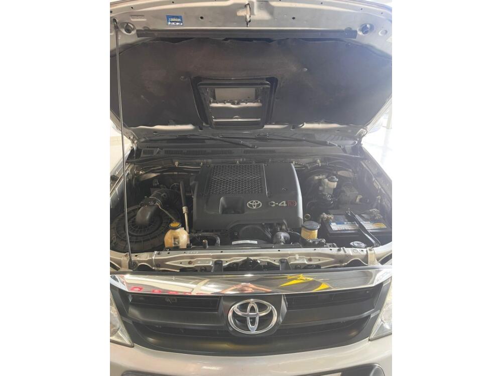 Toyota Hilux SW4