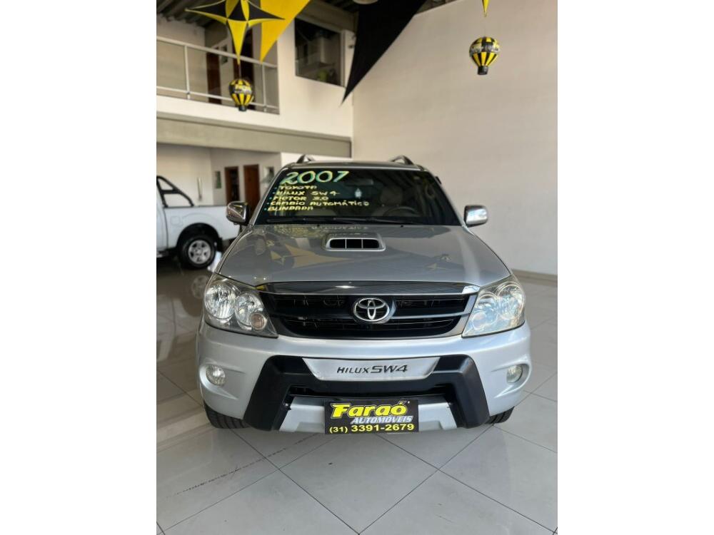 Toyota Hilux SW4