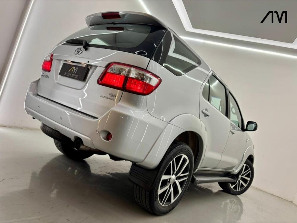 Toyota Hilux SW4
