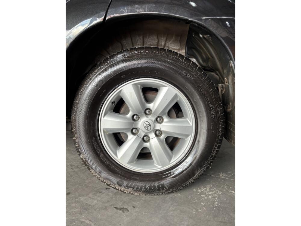 Toyota Hilux SW4