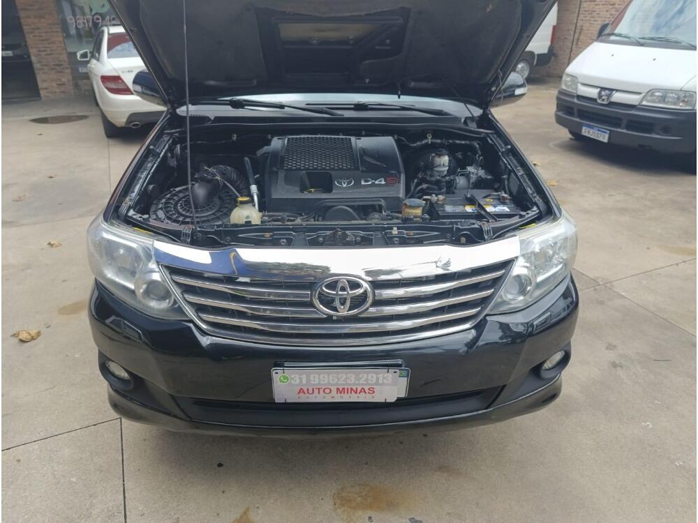 Toyota Hilux SW4