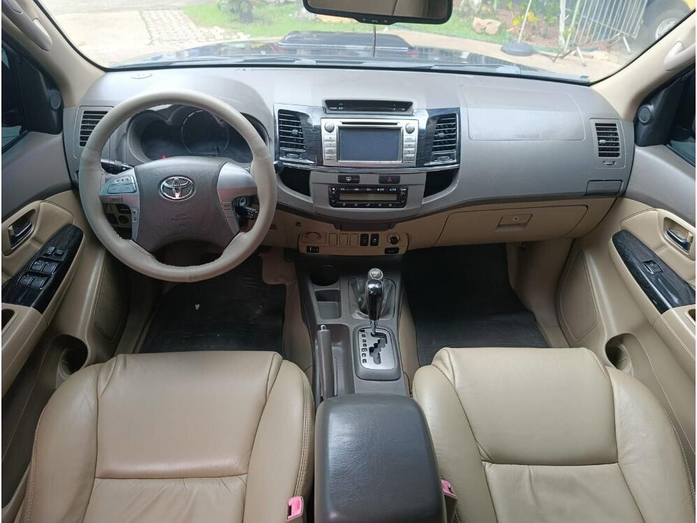 Toyota Hilux SW4