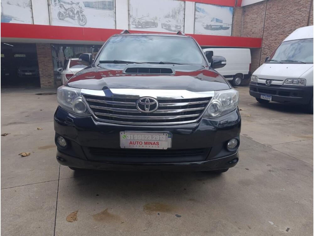 Toyota Hilux SW4