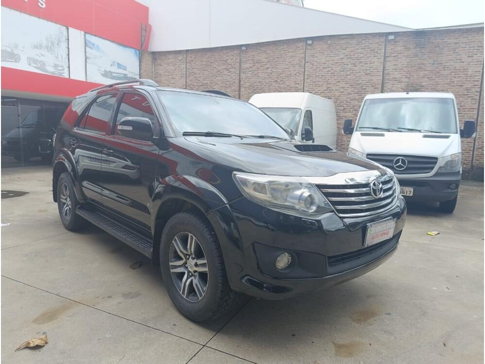 Toyota Hilux SW4