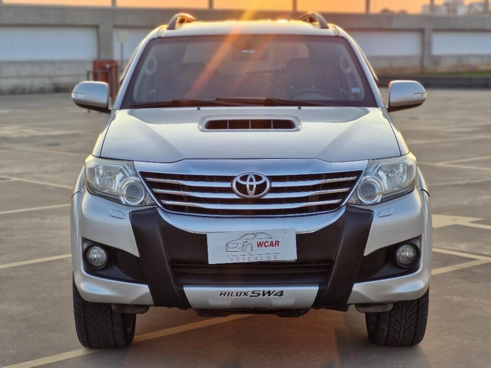 Toyota Hilux SW4
