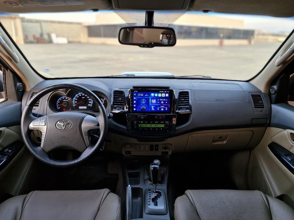 Toyota Hilux SW4