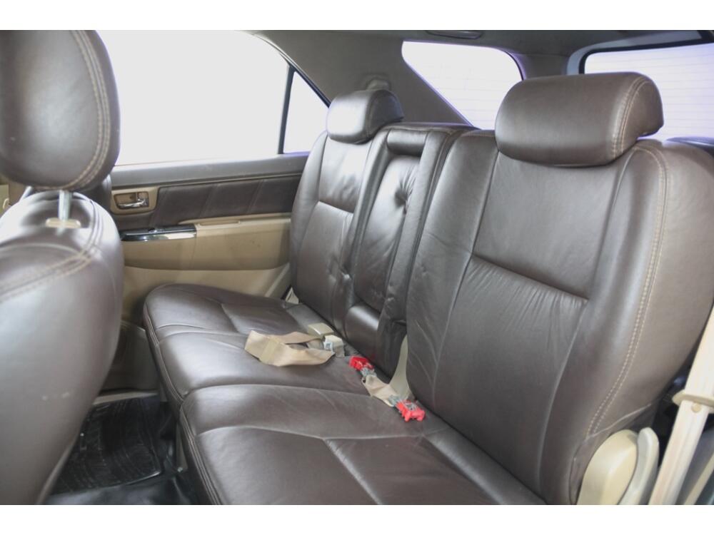 Toyota Hilux SW4