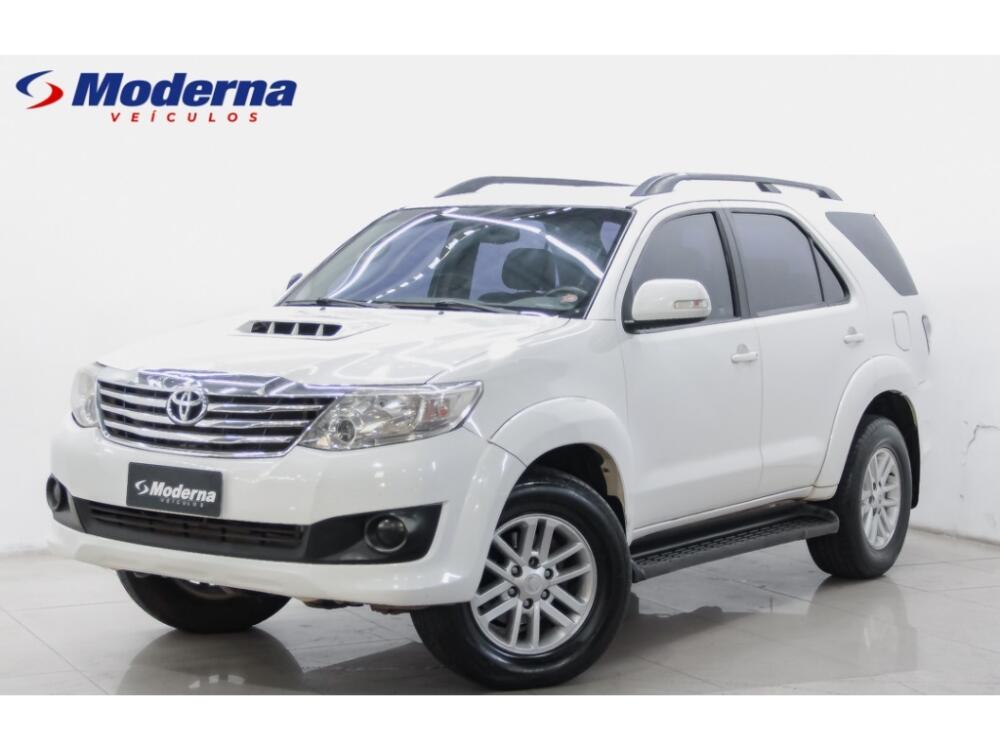 Toyota Hilux SW4
