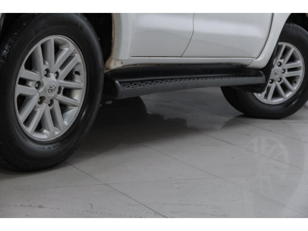 Toyota Hilux SW4