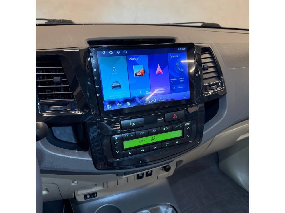 Toyota Hilux SW4