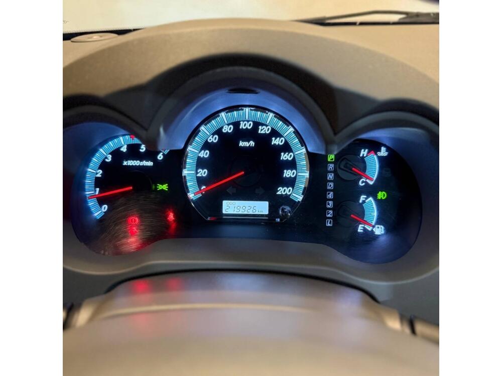 Toyota Hilux SW4