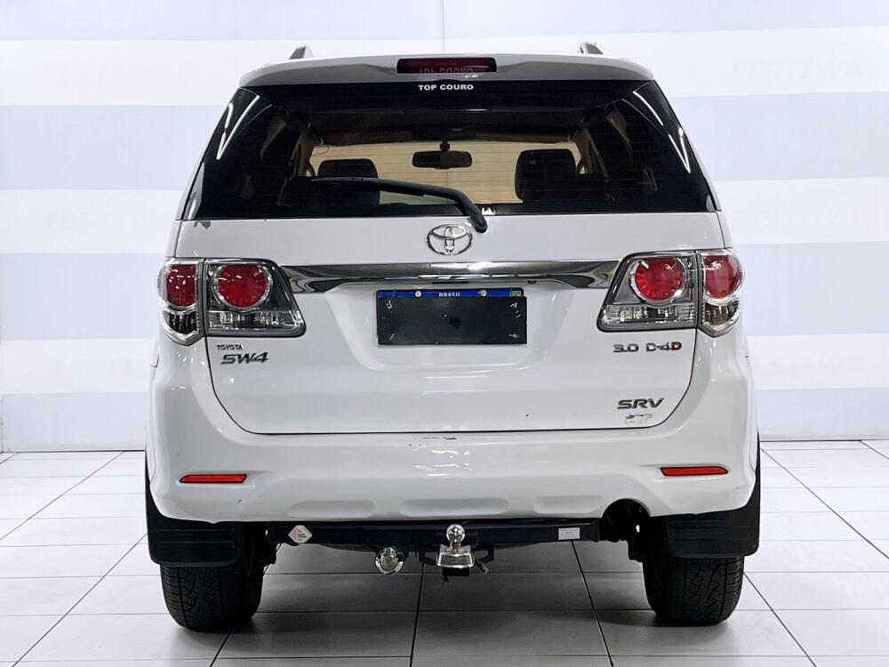 Toyota Hilux SW4