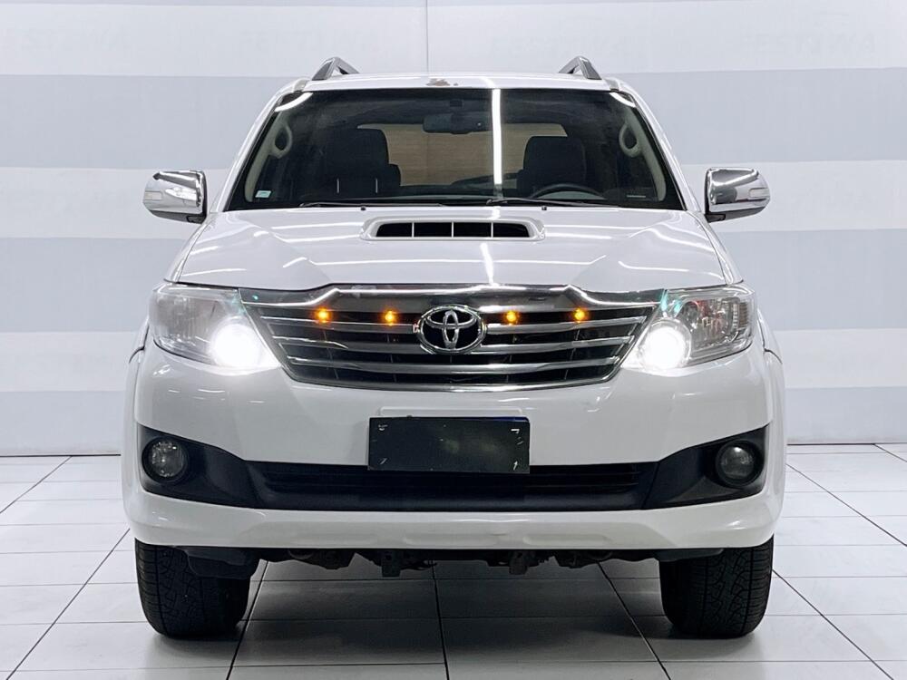 Toyota Hilux SW4