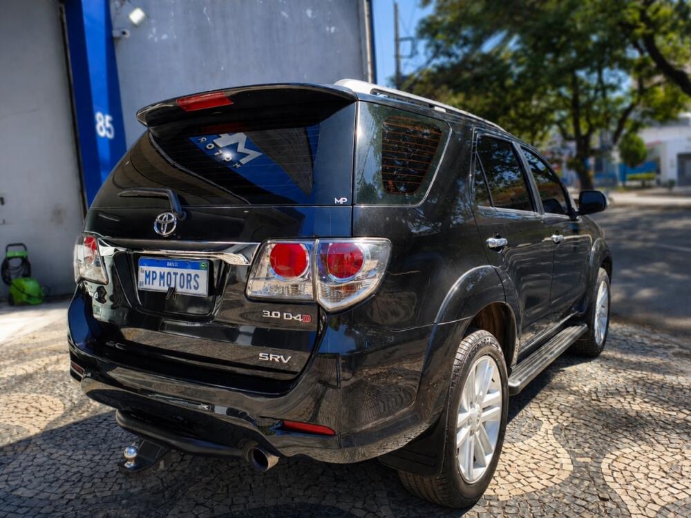 Toyota Hilux SW4