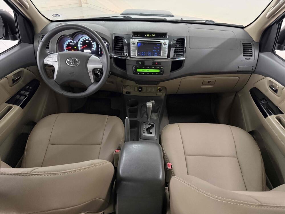 Toyota Hilux SW4